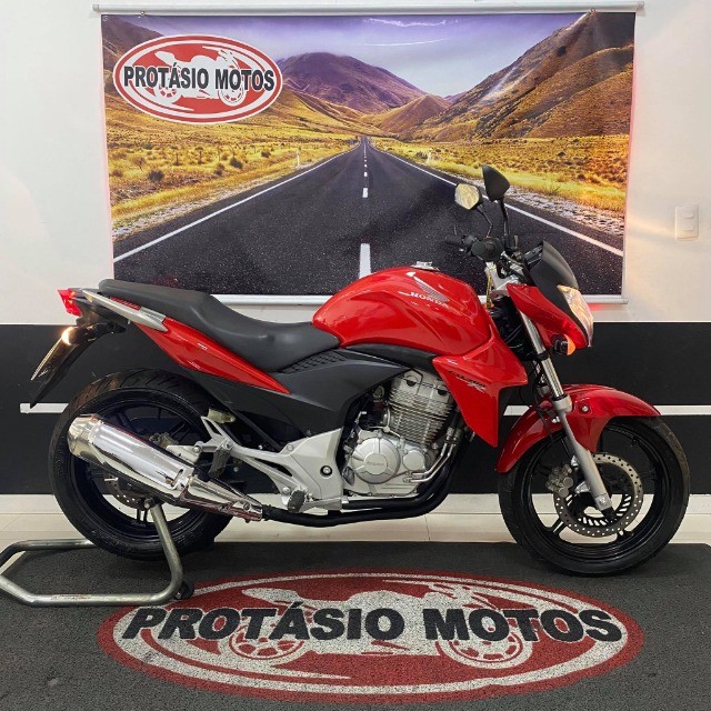 HONDA CB 300R 2014