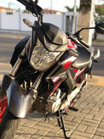 HONDA CB250 TWISTER