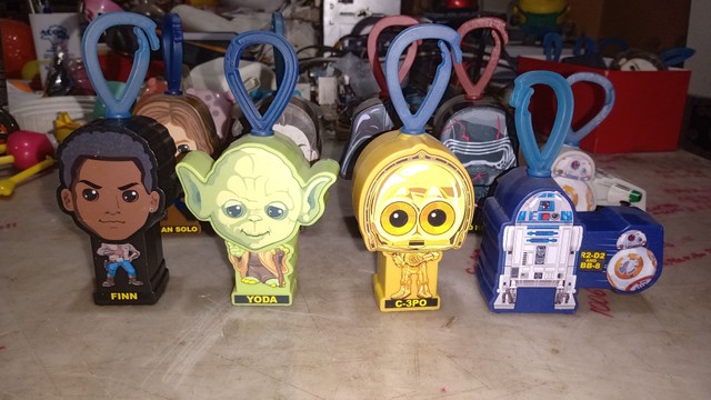 Coleção McDonald's Star Wars que acendem vários personagens - Foto 3