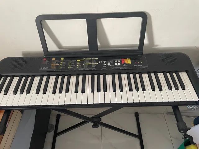 Teclado Musical Yamaha PSR F52