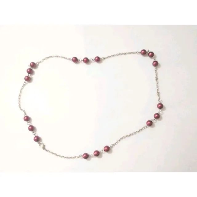 colar corrente prata e pérolas vermelhas