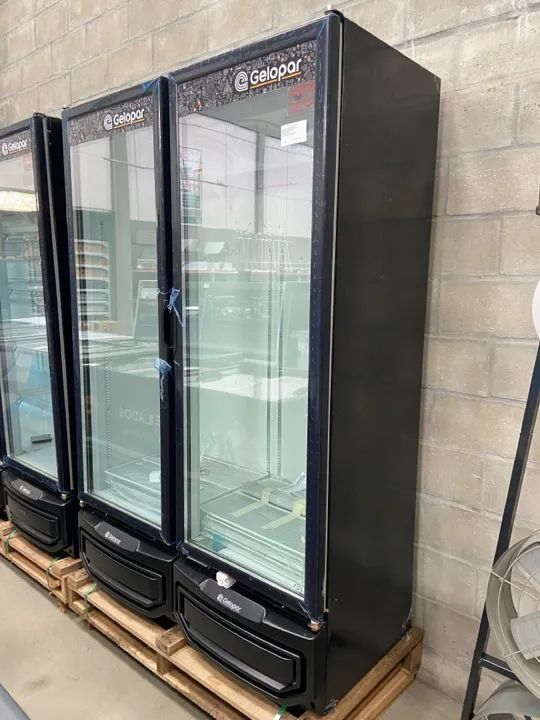REFRIGERADOR VERTICAL GCVR-950 - GELOPAR - Foto 2