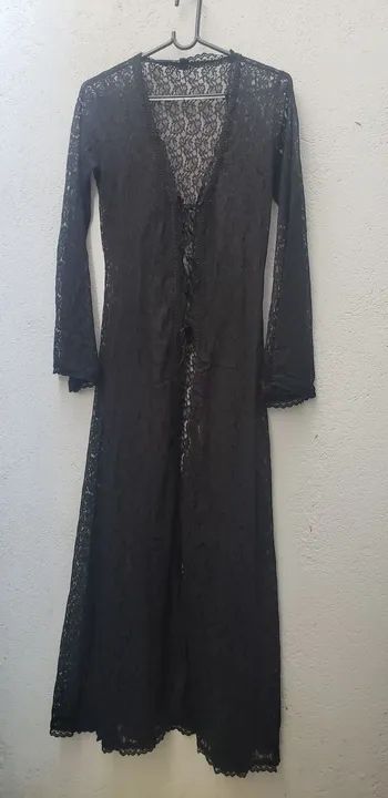 Sobretudo de Renda Preto