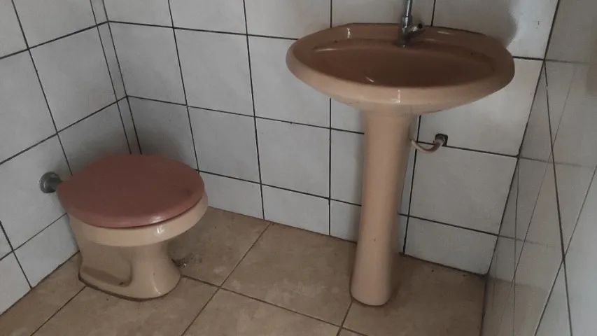 Conjunto de pia e vaso para banheiro marrom - Foto 3