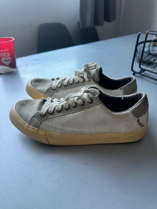 Vendo ou Troco tênis reserva numeração 40, conservado