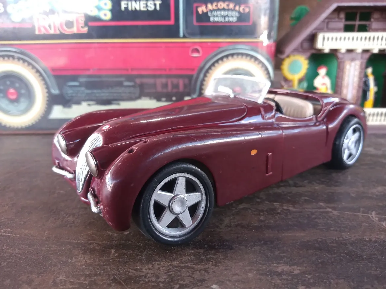 Miniatura jaguar