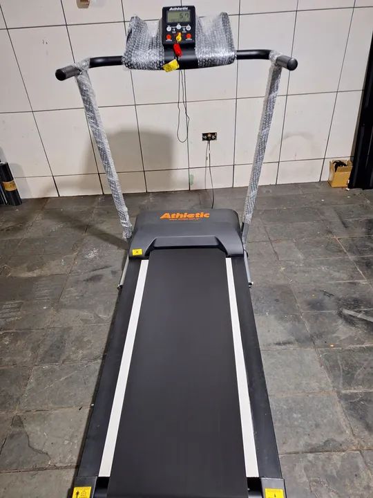 Esteira Athletic cle 35 das novas  - Foto 5