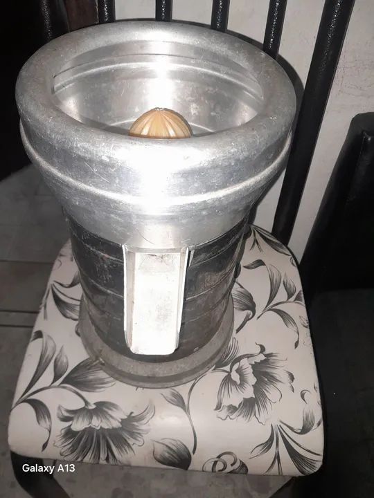 Frizer balcão reposito espremedor de laranja industrial, cafeteira  industrial  - Foto 4