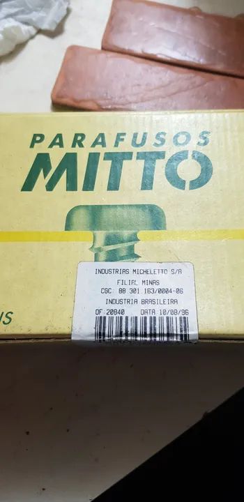 parafusos cabeça chata com fenda 5,5mm x 45mm