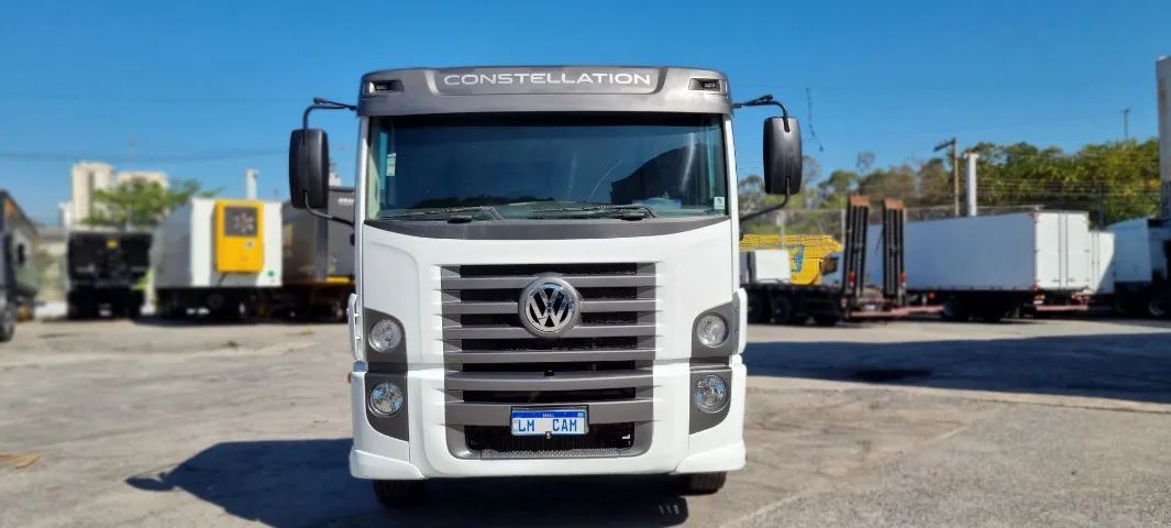 Vw 17280 6x2 / 24280 Baixo Km Entre Eixo 4,80 Ano 2019 - Foto 2