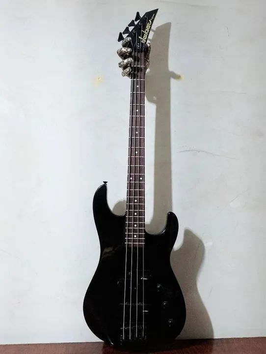 Baixo Jackson Performer - PS5 - Korea