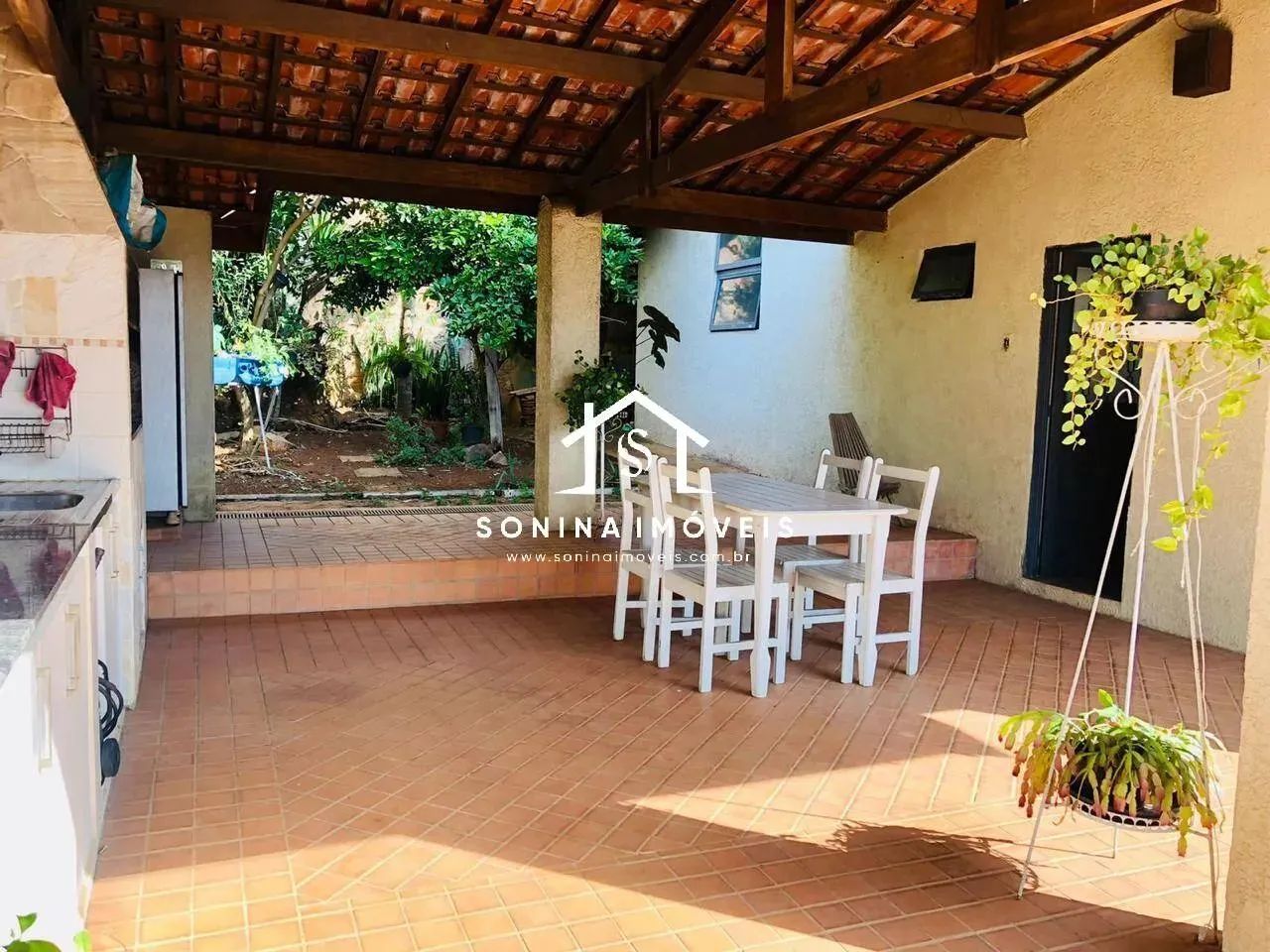 VENDO CASA TÉRREA CENTRO DE ATIBAIA - Foto 2