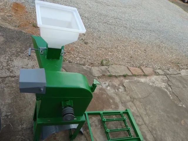 Desintegrador Itapirense com base, reformado - Foto 2