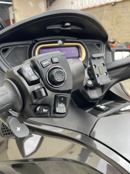 BRP CAN AM SPYDER RT LIMITED 2018 SÉRIE 10 ANOS - Foto 10