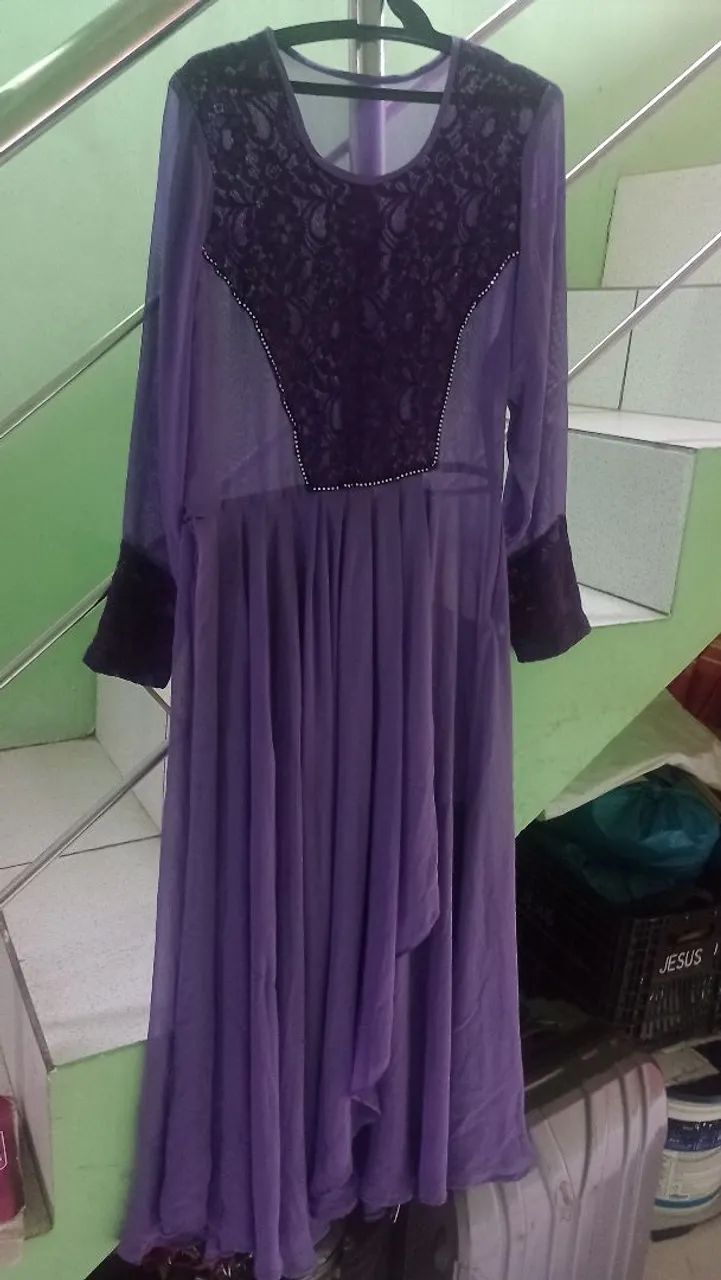 Vestido Longo Renda Bordado (Bem conservado) - Foto 2