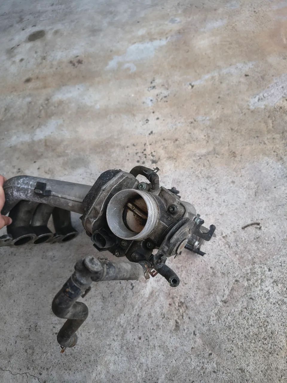 Coletor de admissão completo para motor 2.0 fluxo cruzado - Foto 2