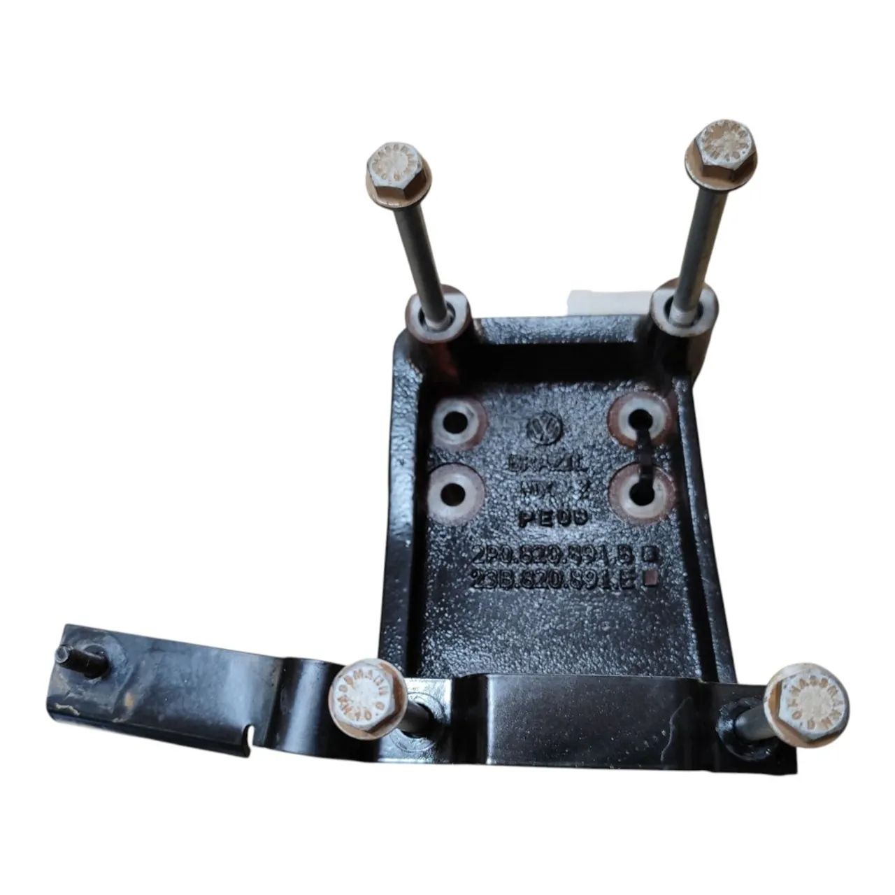 Suporte Compressor Ar Condicionado Vw 11180 23b820891 - Foto 4