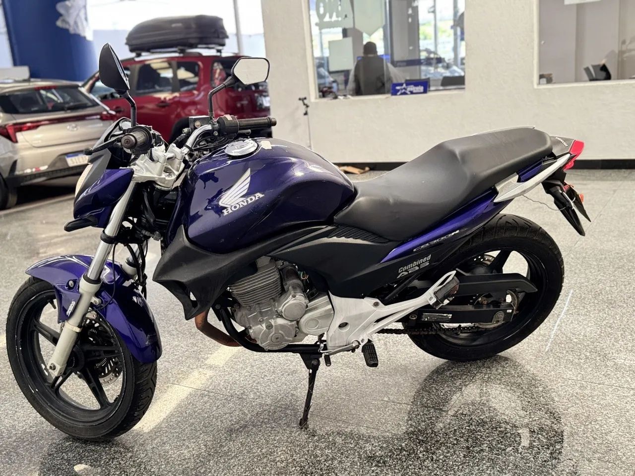 Honda Cb 300r 2011 - Foto 2