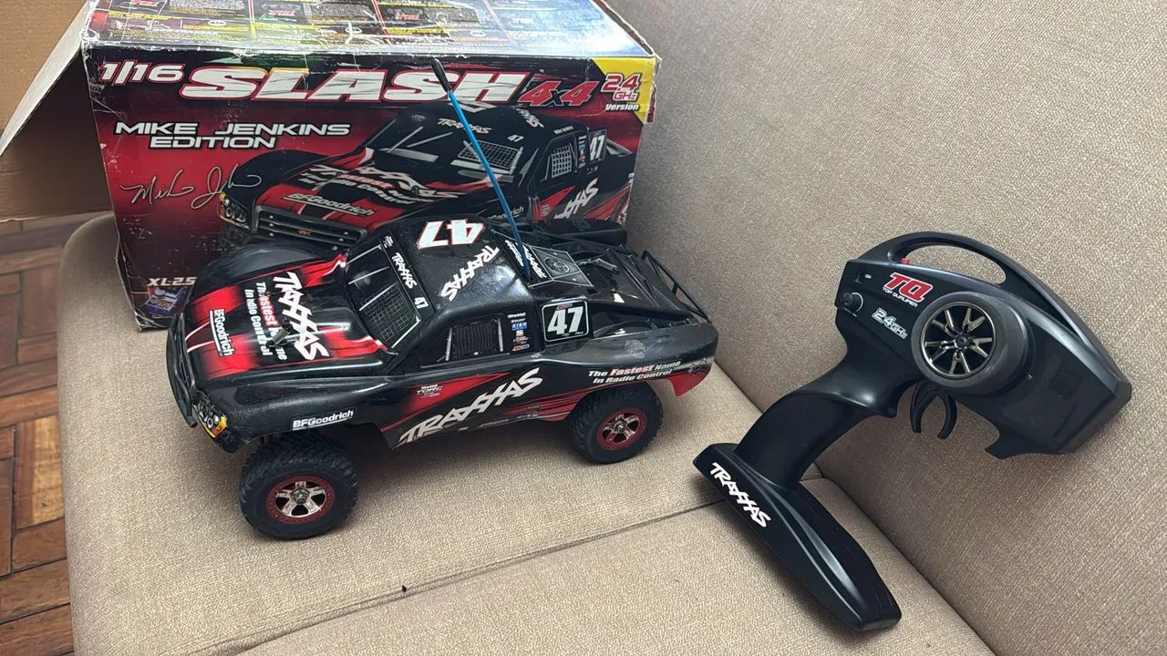 Traxxas Slash 1/16 impecável  - Foto 2