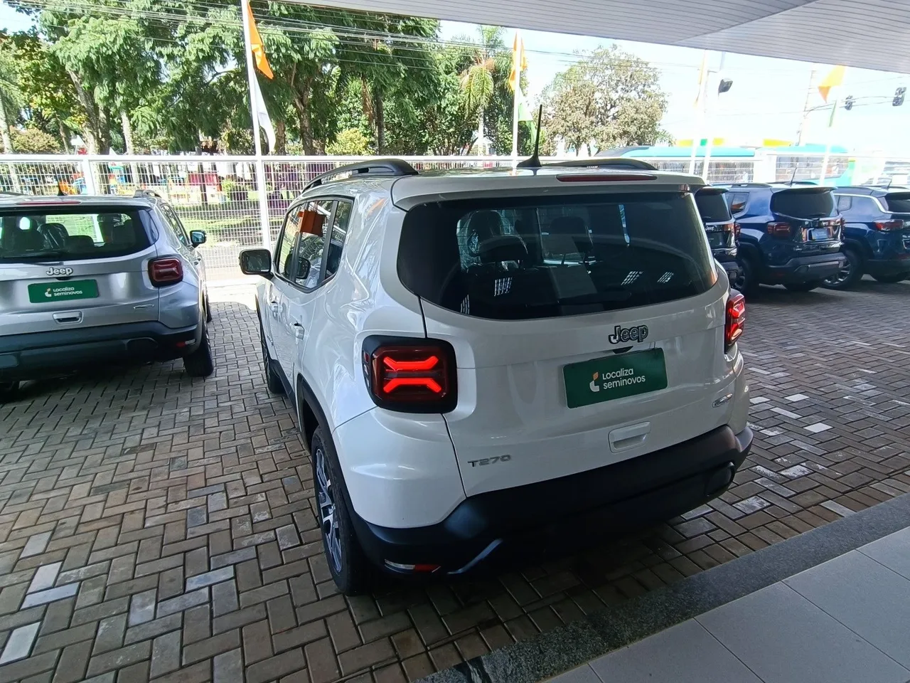 Jeep Renegade 2023 1.3 t270 turbo flex longitude at6