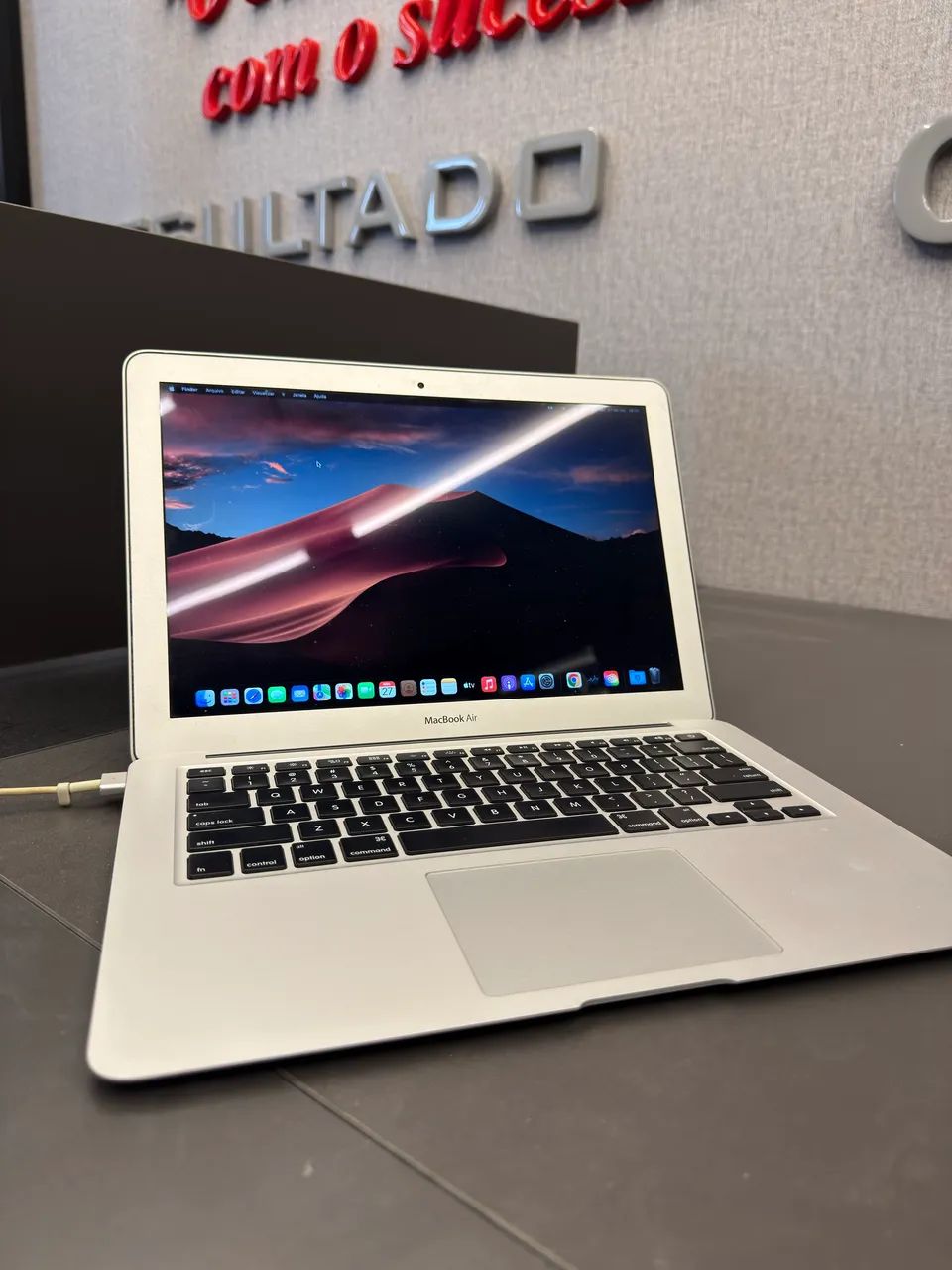 MacBook Air 2017 - 512 GB ? 8 GB RAM ? Bateria nova (44 ciclos