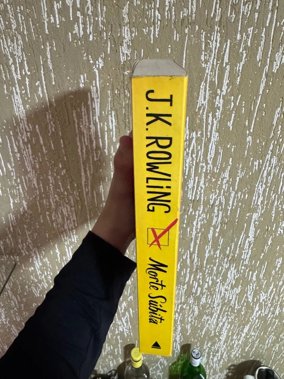 Livro Morte Súbita - J.K. Rowling - Foto 3