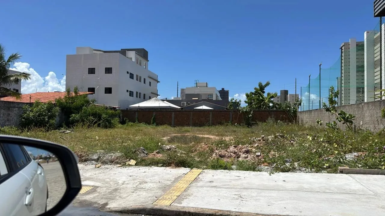 Lote a Venda no Aeroclube C/1440m² Sendo 24x60 Frente Leste