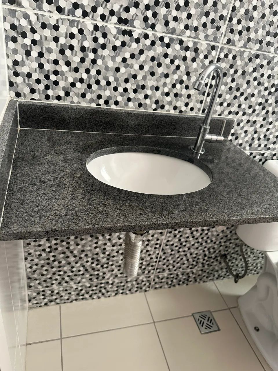 Pia para banheiro 64242734378369120