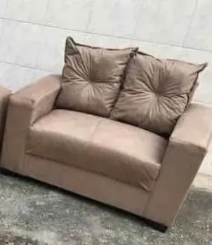  Sofá 2 lugares de fábrica  - Foto 2