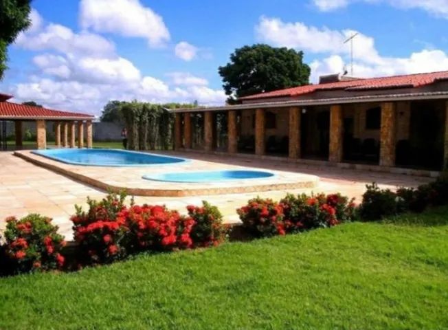 ALUGA-SE Chácara com 10.000m², Casa Mobiliada, Piscinas, Salão e Área de Lazer Completa - Foto 11