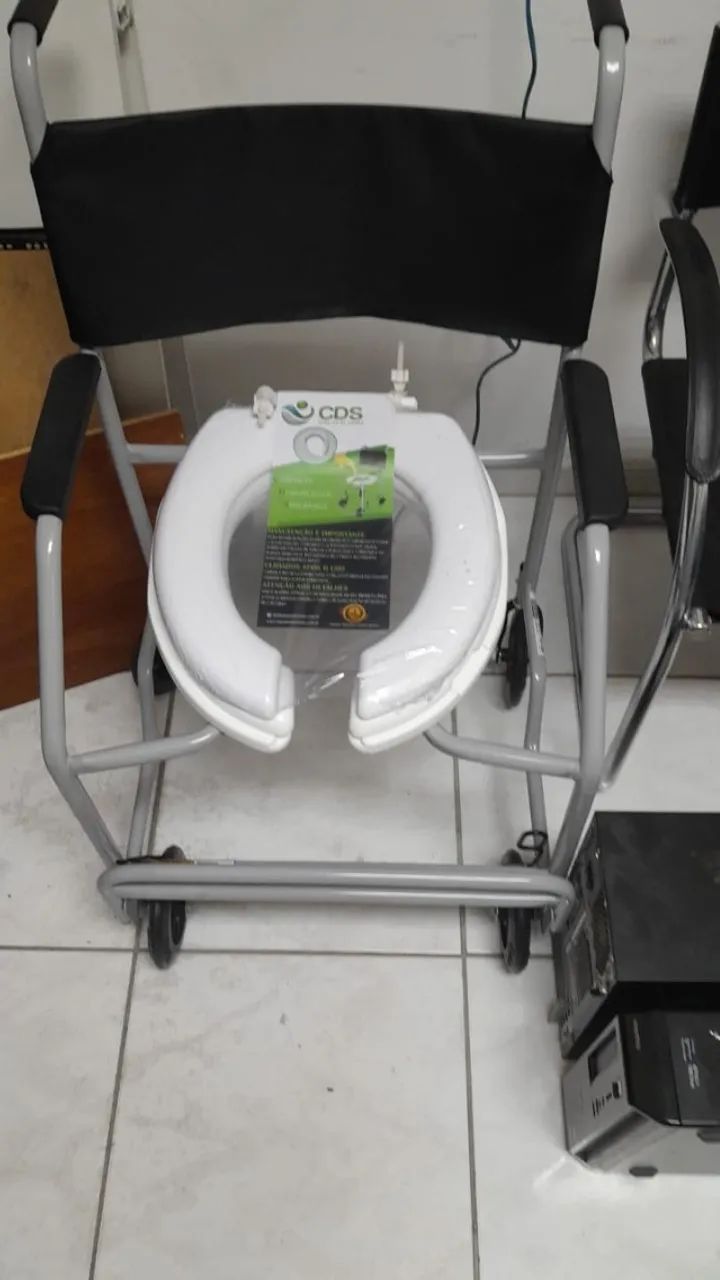 Cadeira Higiênica