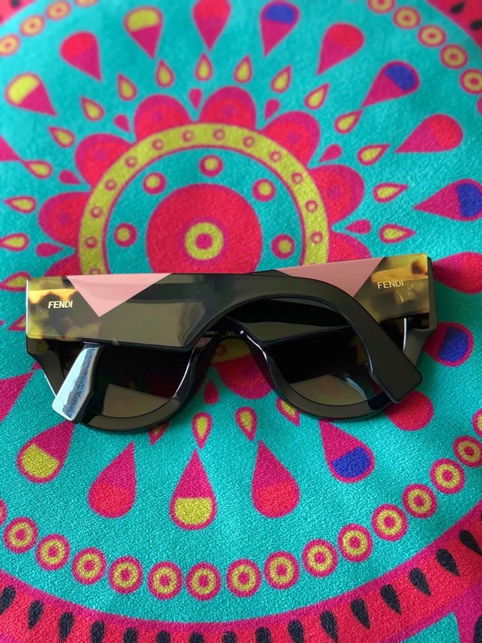 Óculos de sol Fendi acetato  - Foto 2