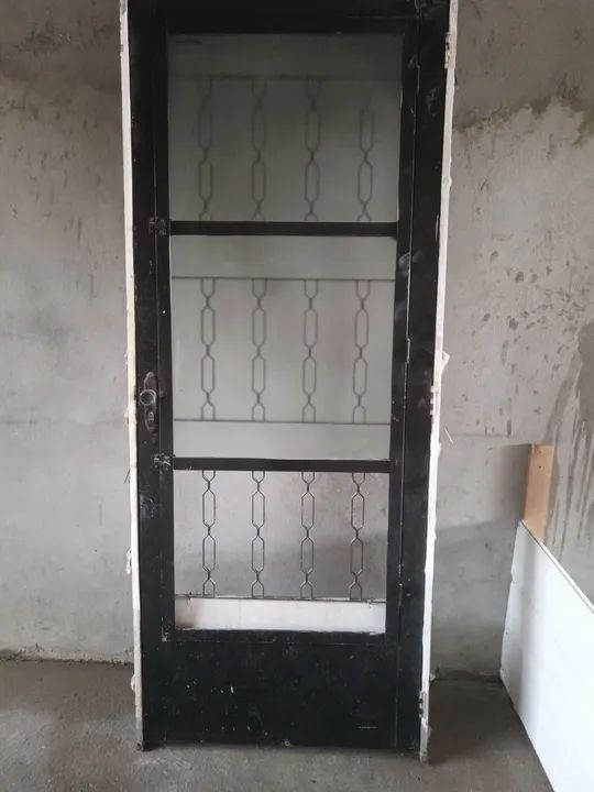 Vende -se portas e janelas  - Foto 5