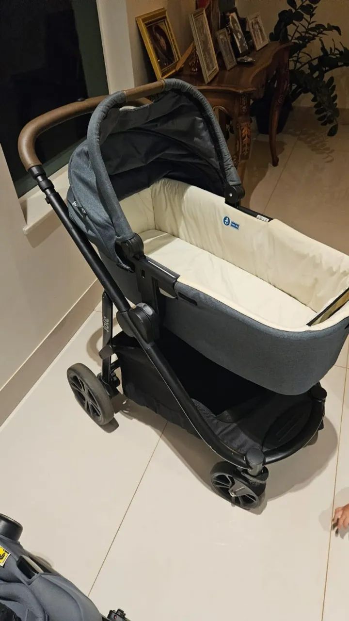 Carrinho de Bebê Versatrax Chumbo Moonlight + Bebê Conforto + Moisés + Base Isofix - Joie - Foto 4
