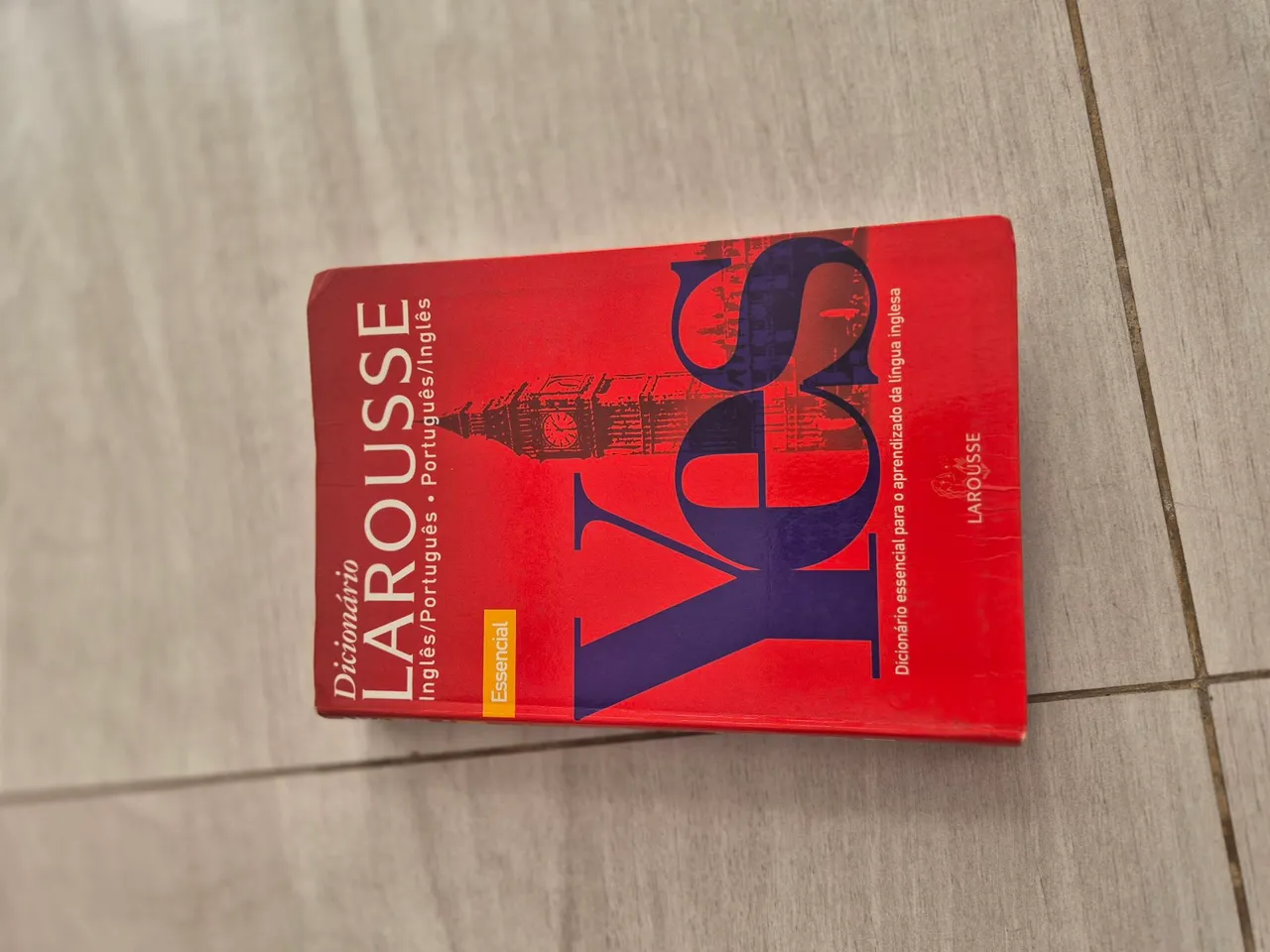 Dicionário Inglês/Português Larousse Essencial