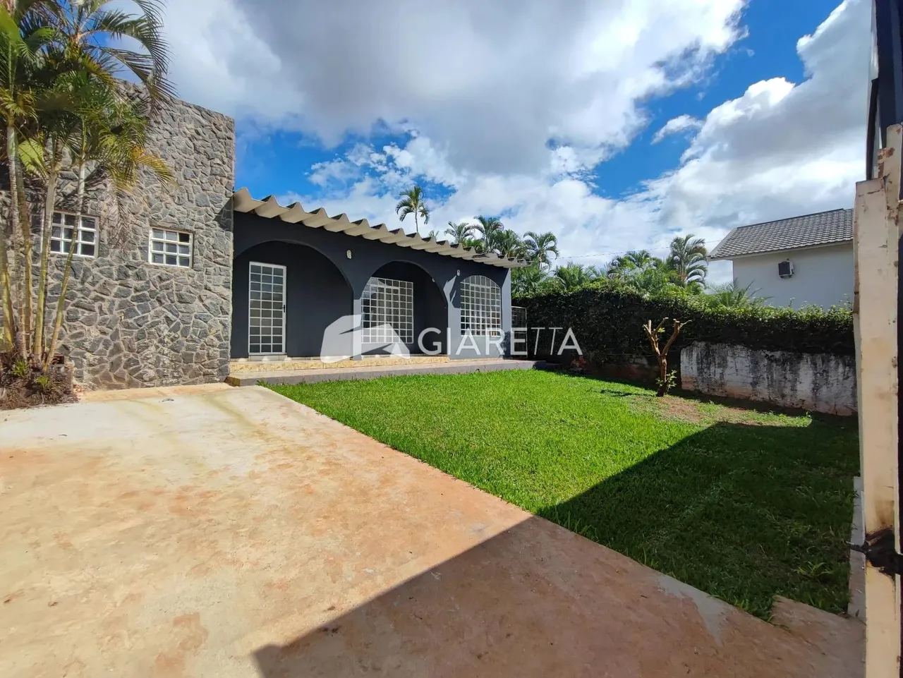 Casa com 2 dormitórios para locação, CENTRO, TOLEDO - PR