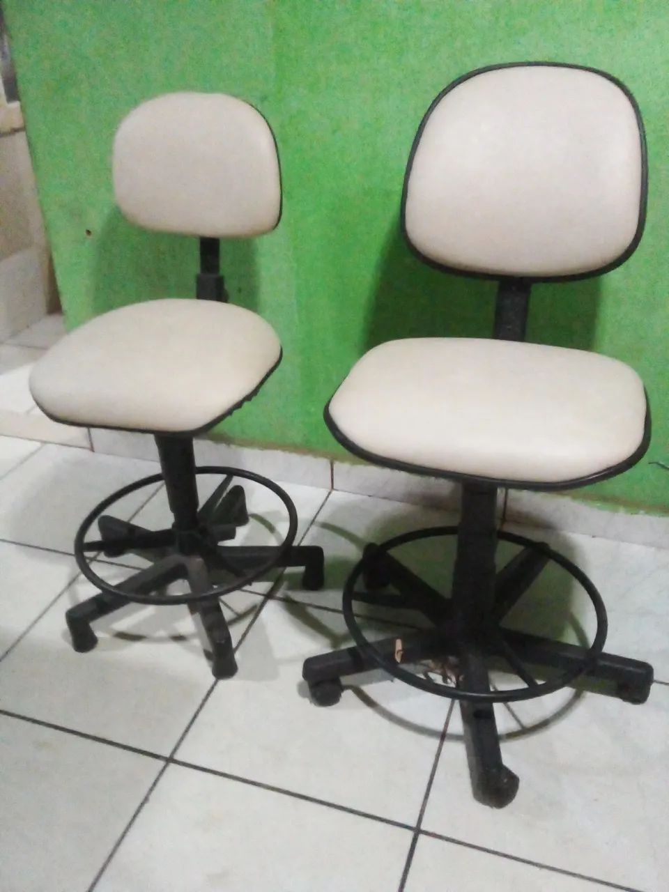 Cadeira com base giratória 