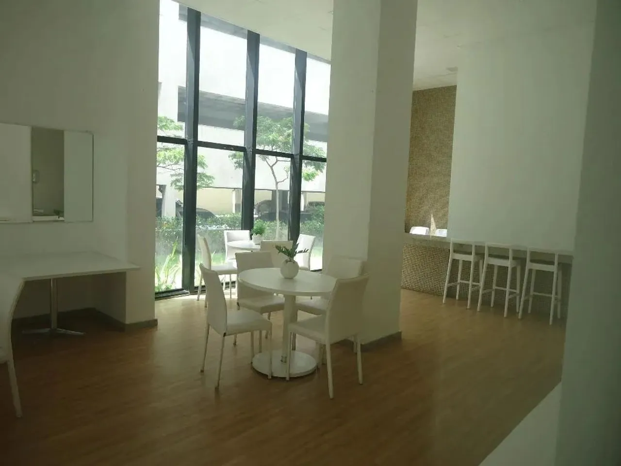Apartamento para locação na Madalena com 3 quartos