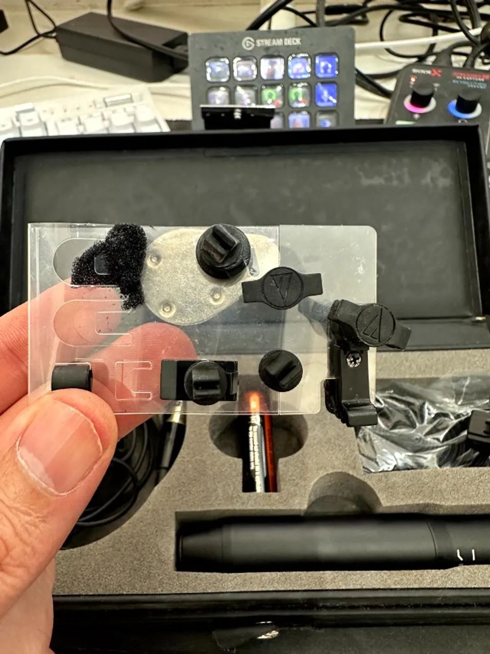 Audio-Technica AT899 - Microfone condensador de lapela profissional - Foto 4