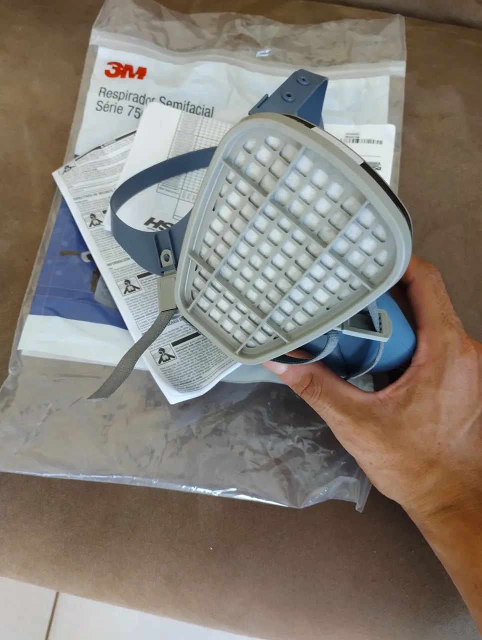 Respirador semifacial 3m (máscara com silicone) - Foto 4