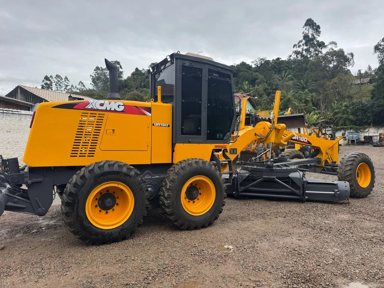 Motoniveladora Xcmg GR180 - Foto 6