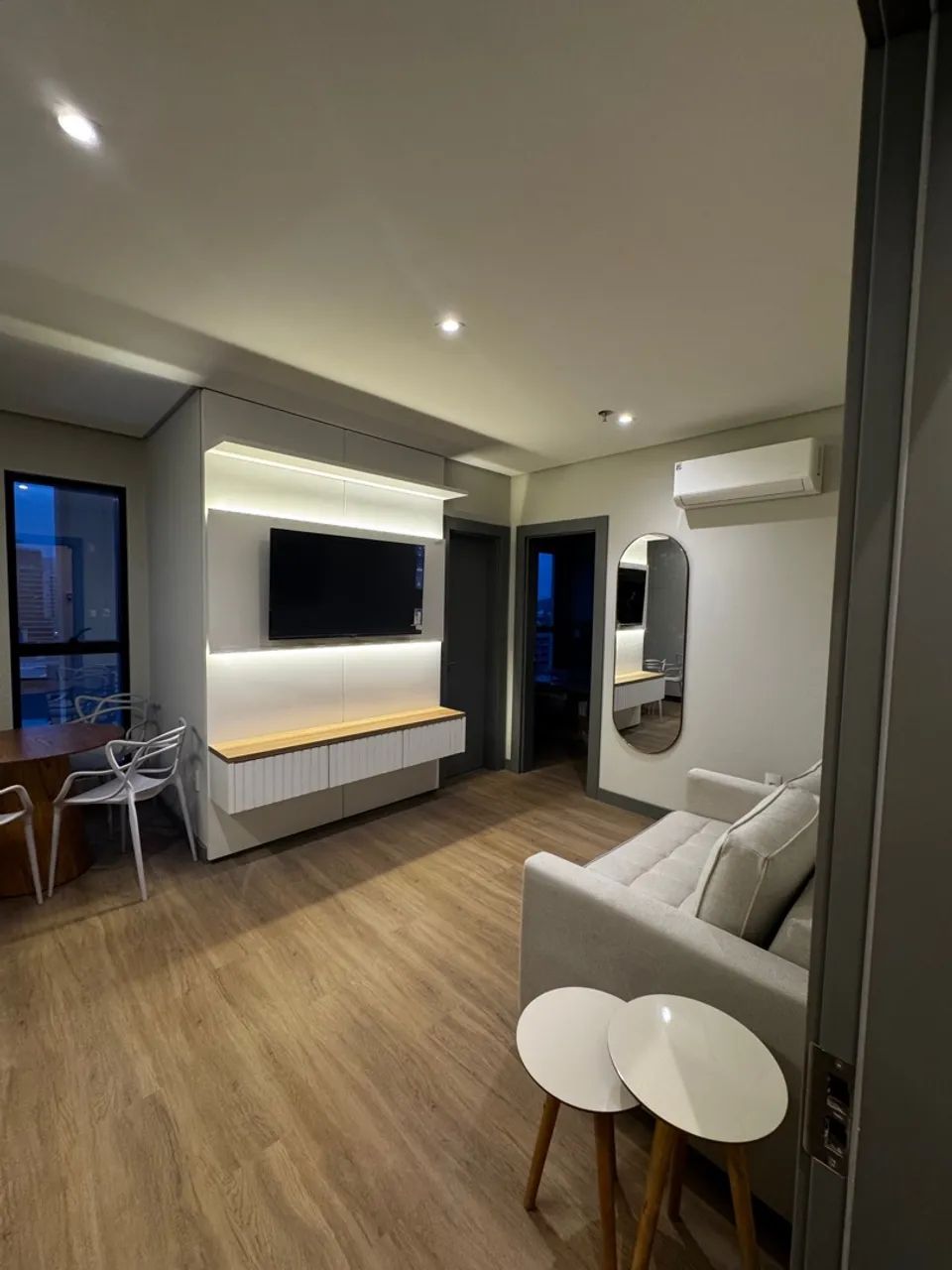 Contrata se marceneiro