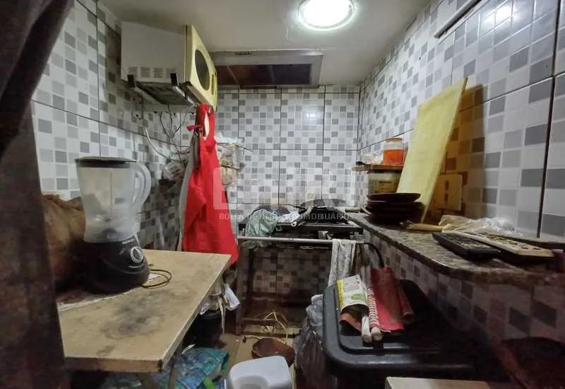 Prédio comercial com um bar no térreo. Venha ter o seu próprio negócio no Centro da Cidade - Foto 7