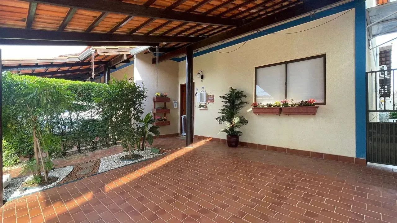 Casa de condomínio para venda tem 164 metros quadrados com 4 quartos - Foto 2