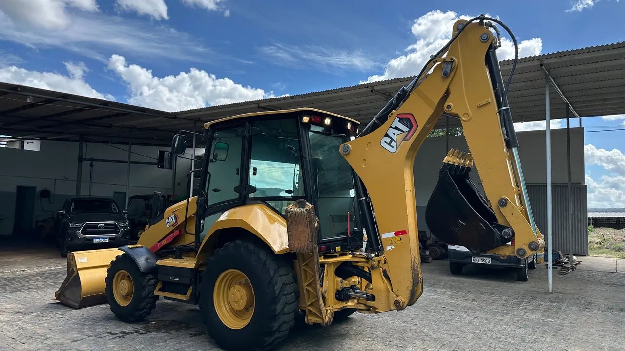 Retroescavadeira Caterpillar 416 - Foto 2