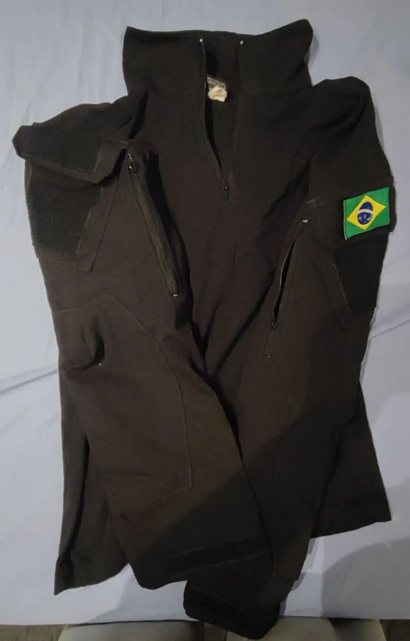 Camisa Tática Militar Preta com Bandeira do Brasil