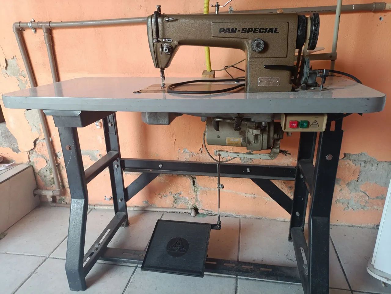 Máquina de costura industrial Pan Special 550-2