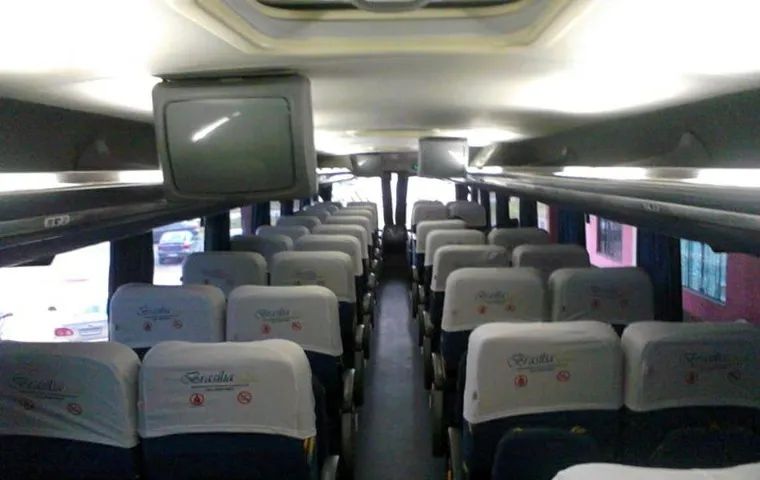 Onibus DD RSD 0500 Mercedes 55 lugares Semi leito - Foto 5