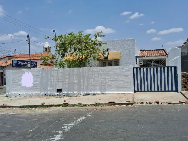 Casa para aluguel na região do Centro/Sul