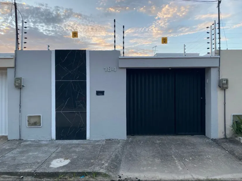 CASA EM BENTO FERREIRA VITÓRIA